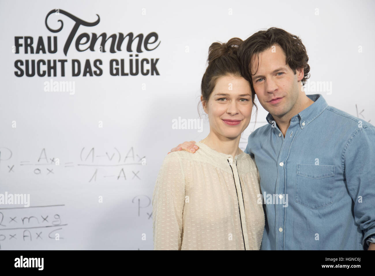 Akteure, die Förderung der neuen Serie "Frau Temme Sucht Das Glueck" auf Seite Hotel Featuring: Meike Droste, Mikael Svensson wo: Hamburg, Deutschland bei: 9. Dezember 2016 Stockfoto