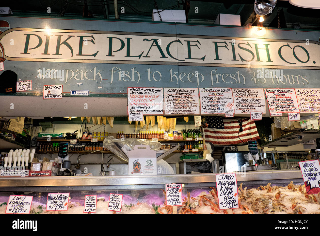 Pike Place Market in Seattle, Washington, ist ein Markt unter freiem Himmel mit einer Vielzahl von Anbietern. Stockfoto