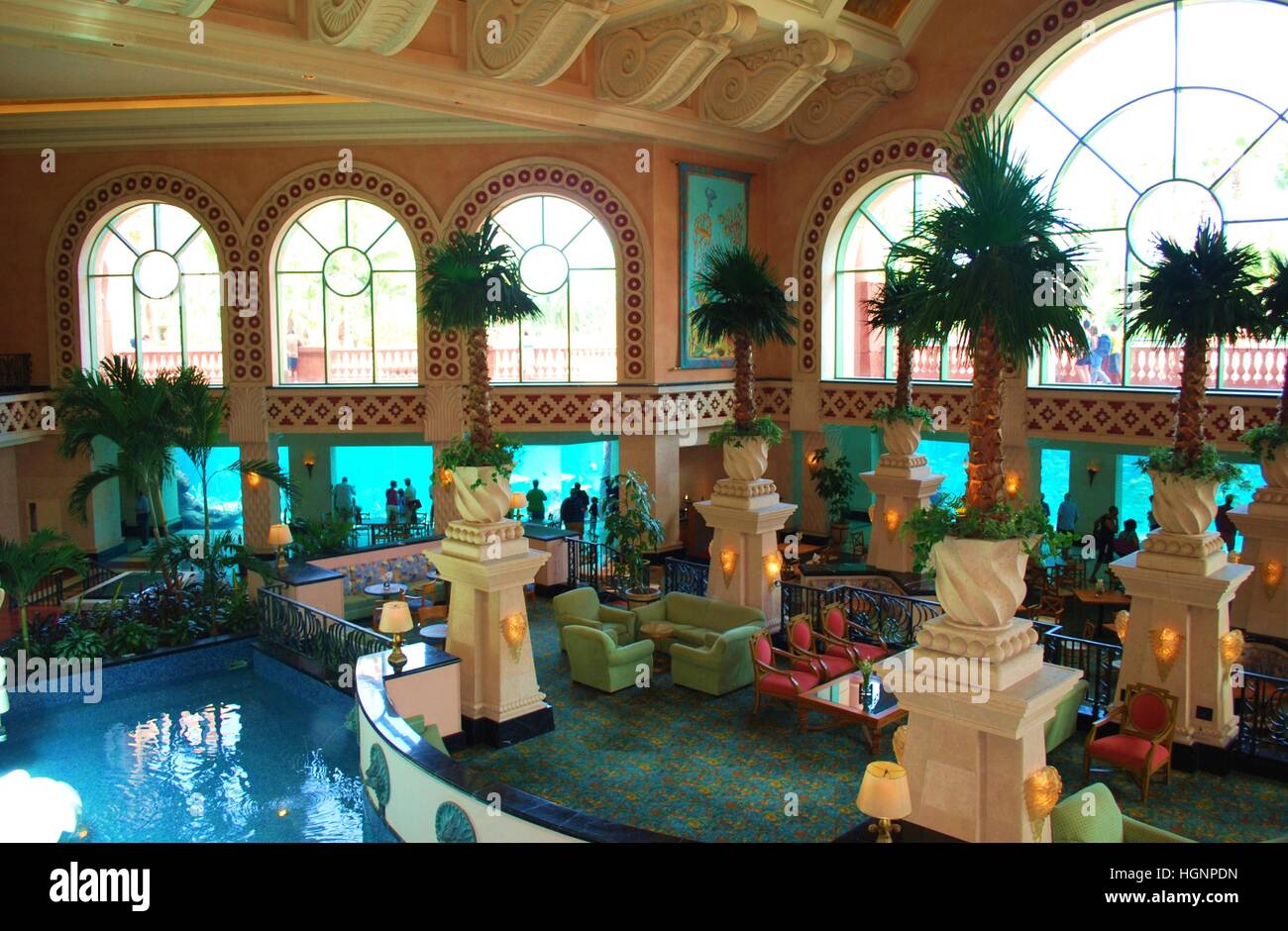 Innere Des Atlantis Hotel Bahamas Stockfoto Bild 130785697