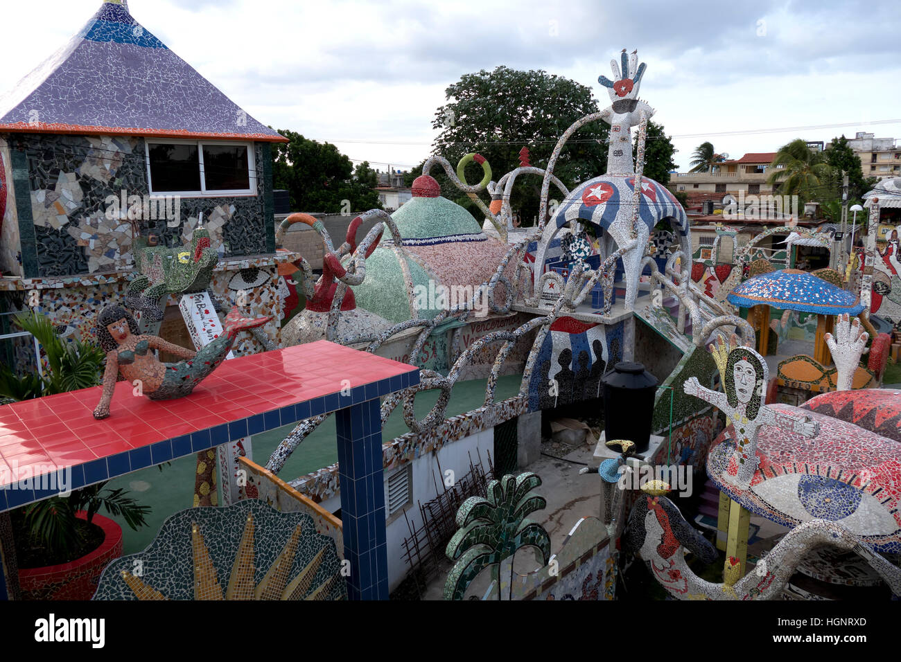 Fusterlandia, die unglaubliche Haus von José Fúster (Jose Fuster) in Jaimanitas, Havanna, Kuba. Kubanische Kunst, Architektur, Gebäude Stockfoto