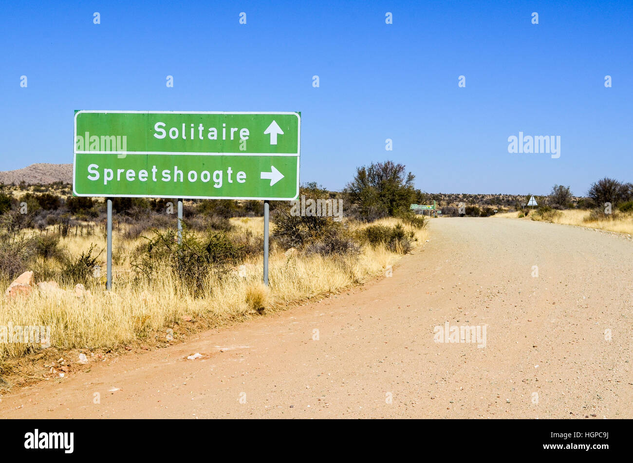 Straßenschild in remote Namibia Stockfoto