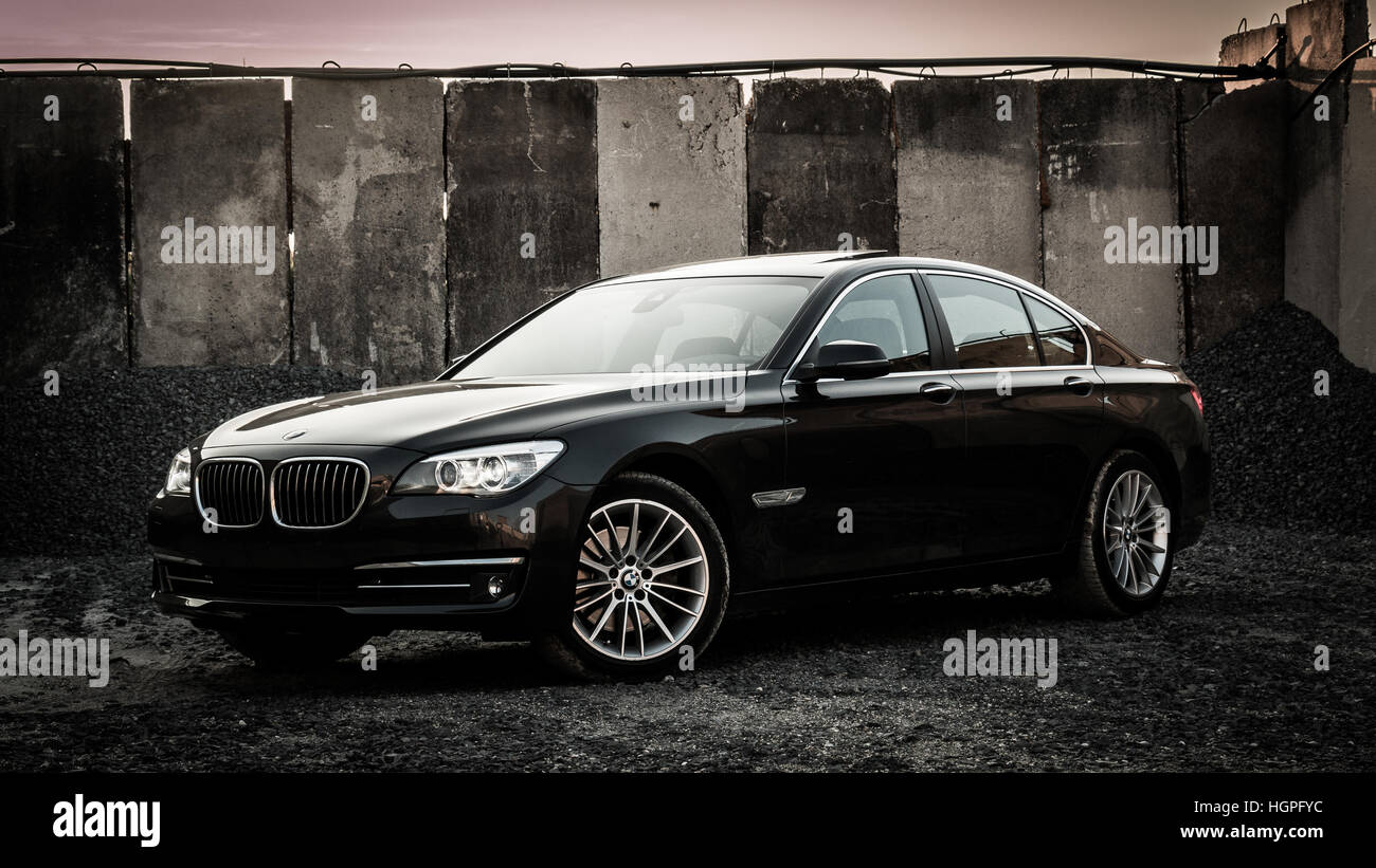 BMW 7er 750i 750d Xdrive F01 LCI Wallpaper Hintergrund Full HD 4K UHD Stockfoto
