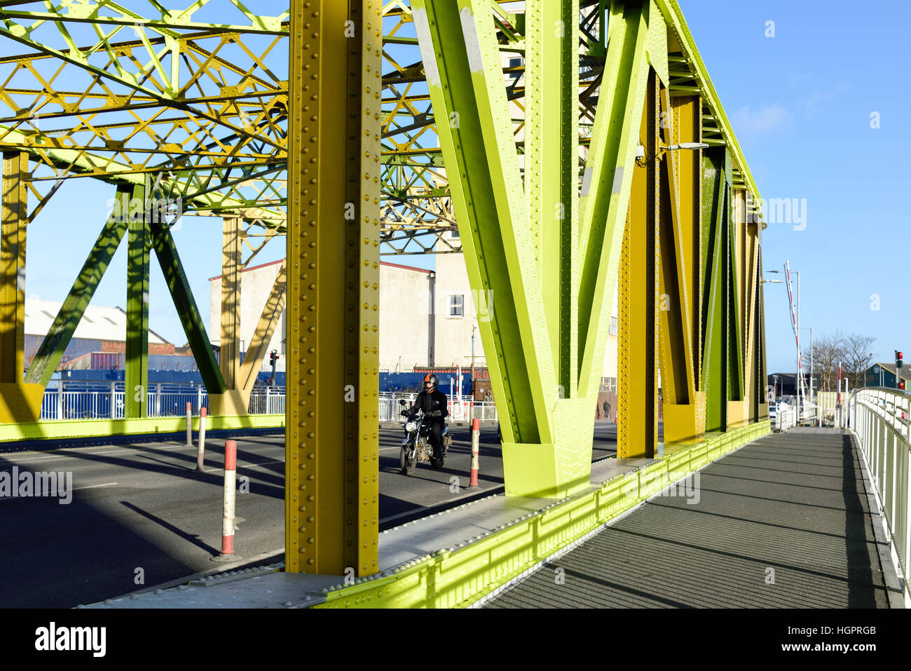 Kingston-Upon-Hull, Ost Riding of Yorkshire, Vereinigtes Königreich. Drypool Brücke über den Fluss Rumpf. Stockfoto