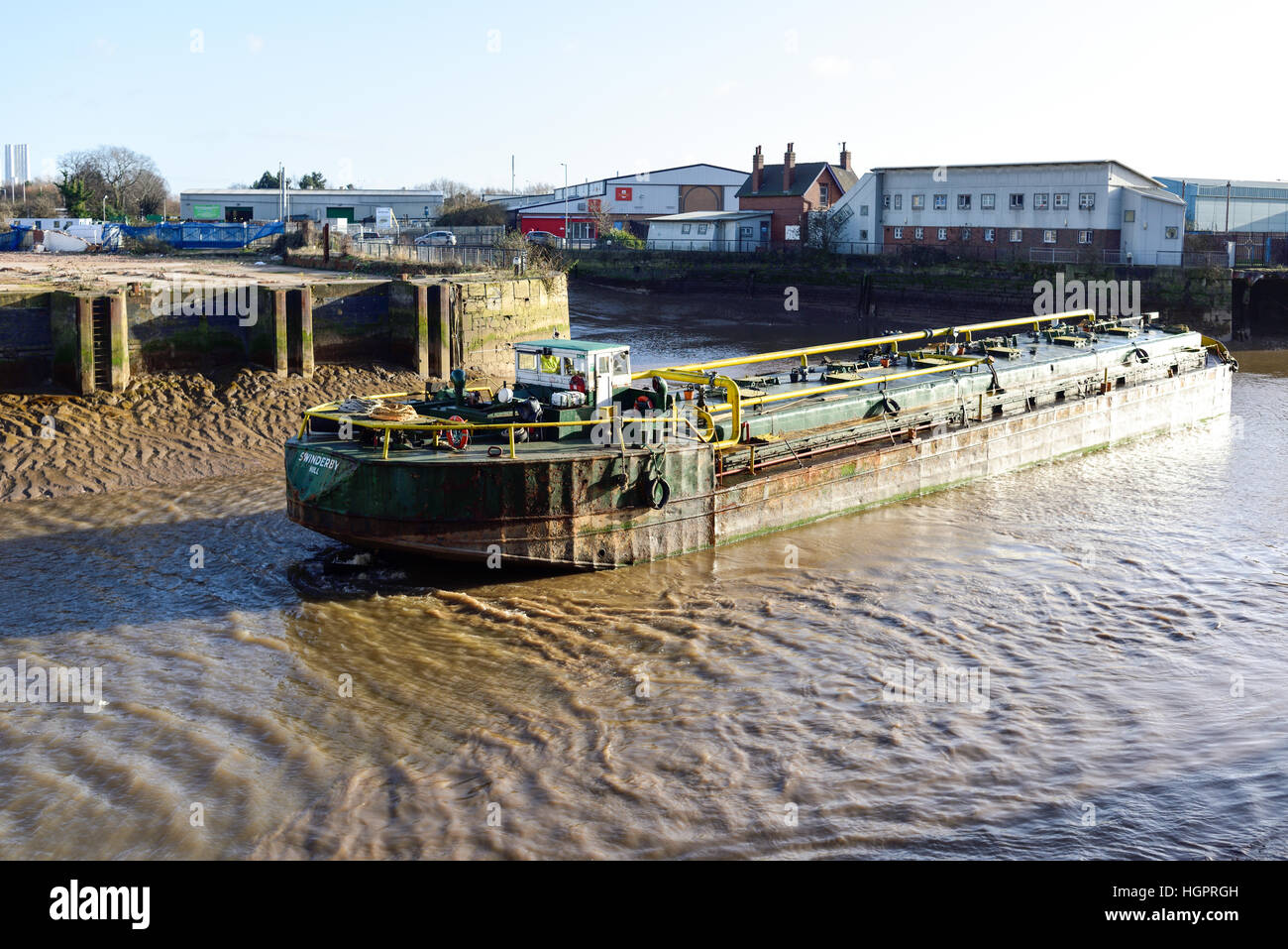 Kingston-Upon-Hull, Ost Riding of Yorkshire, Vereinigtes Königreich. Tank-Barge "Swinderby" auf dem River Hull. Stockfoto