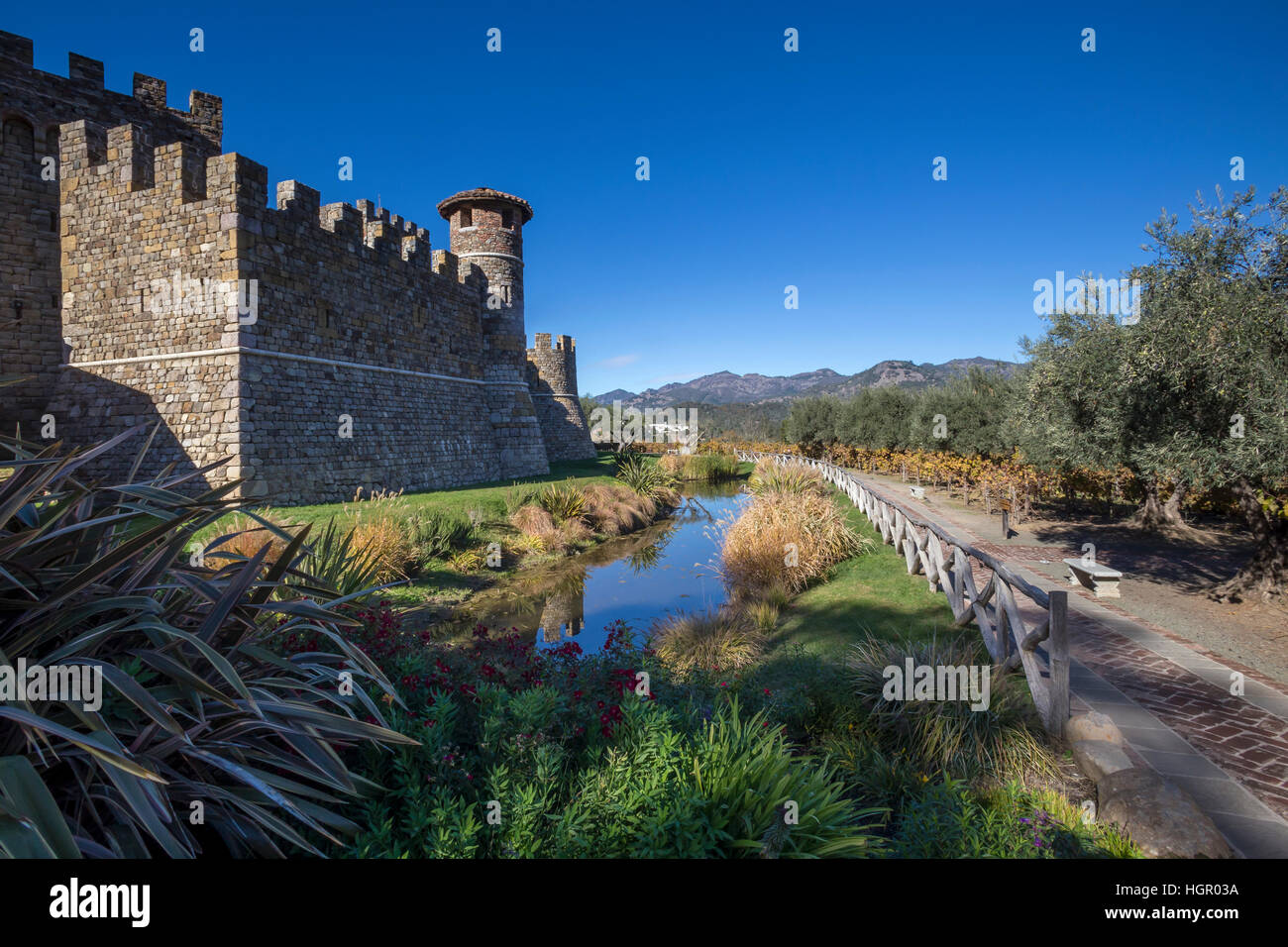 Castello di Amorosa, Calistoga, Napa Valley, Napa County, Kalifornien Stockfoto