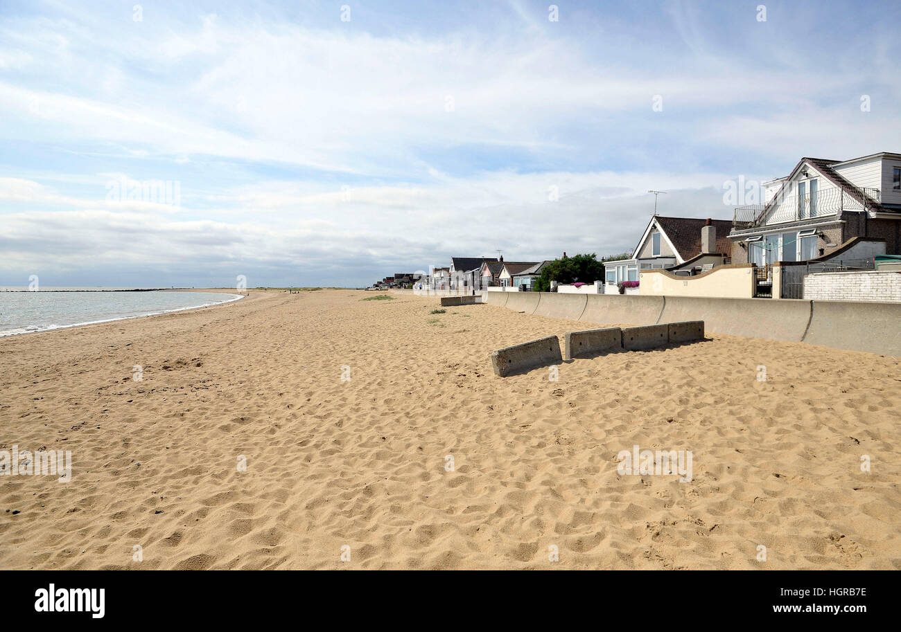 Datei vom 20.08.15 von Jaywick Sands Beach in East Jaywick, in der Nähe von Clacton, Essex, als das Dorf Jaywick ist evakuiert werden, wegen der möglichen Überschwemmungen verursacht durch Regen und starkem Wind, Essex Feuerwehr sagte. Stockfoto