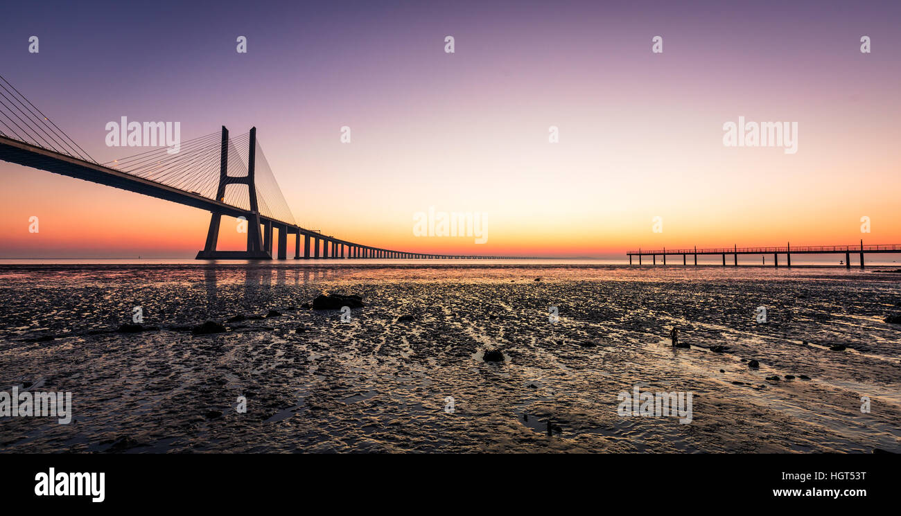 Ponte Vasco Da Gama in Lissabon Stockfoto