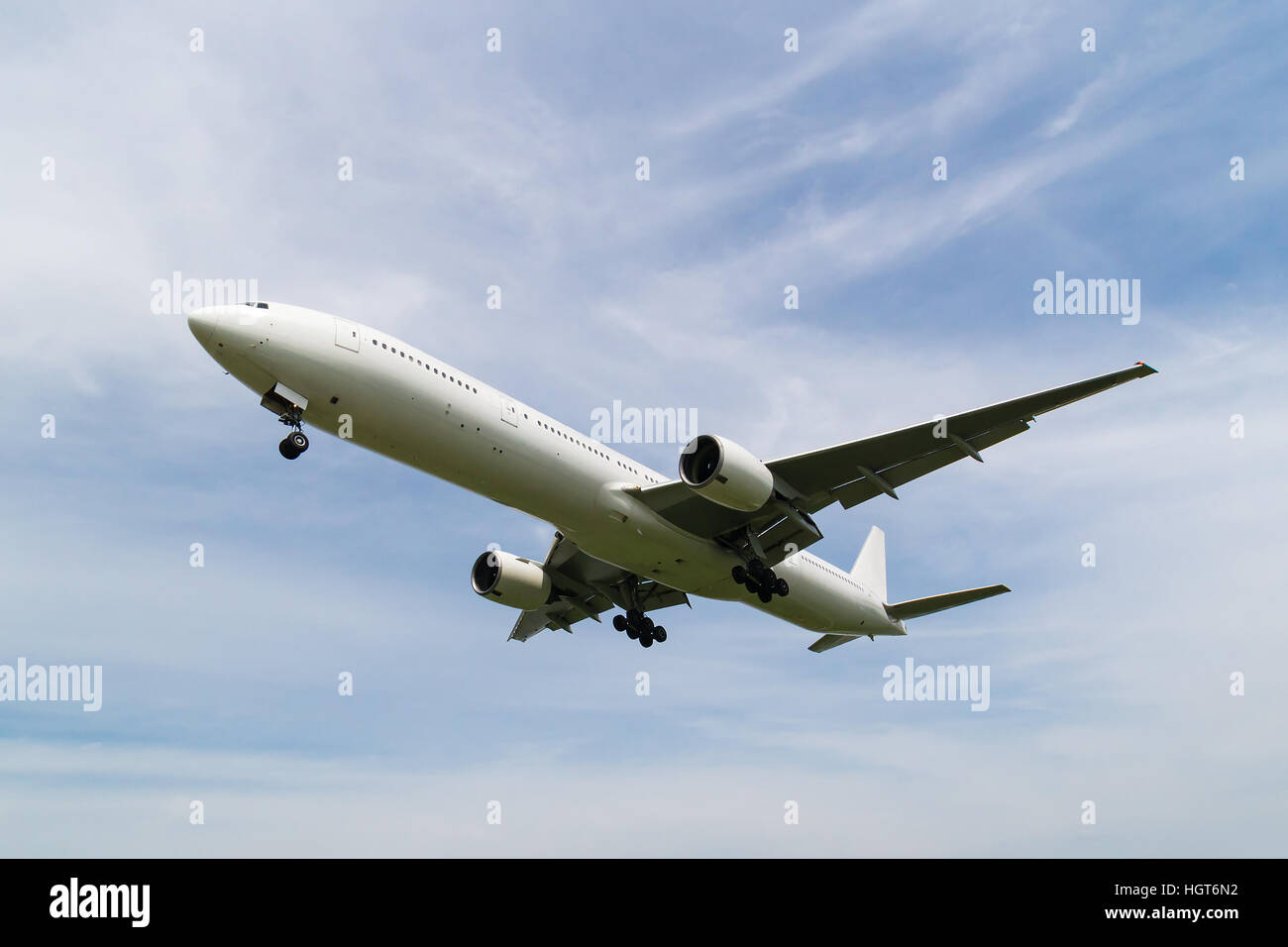 Flugzeug Landung auf dem Flughafen. Stockfoto