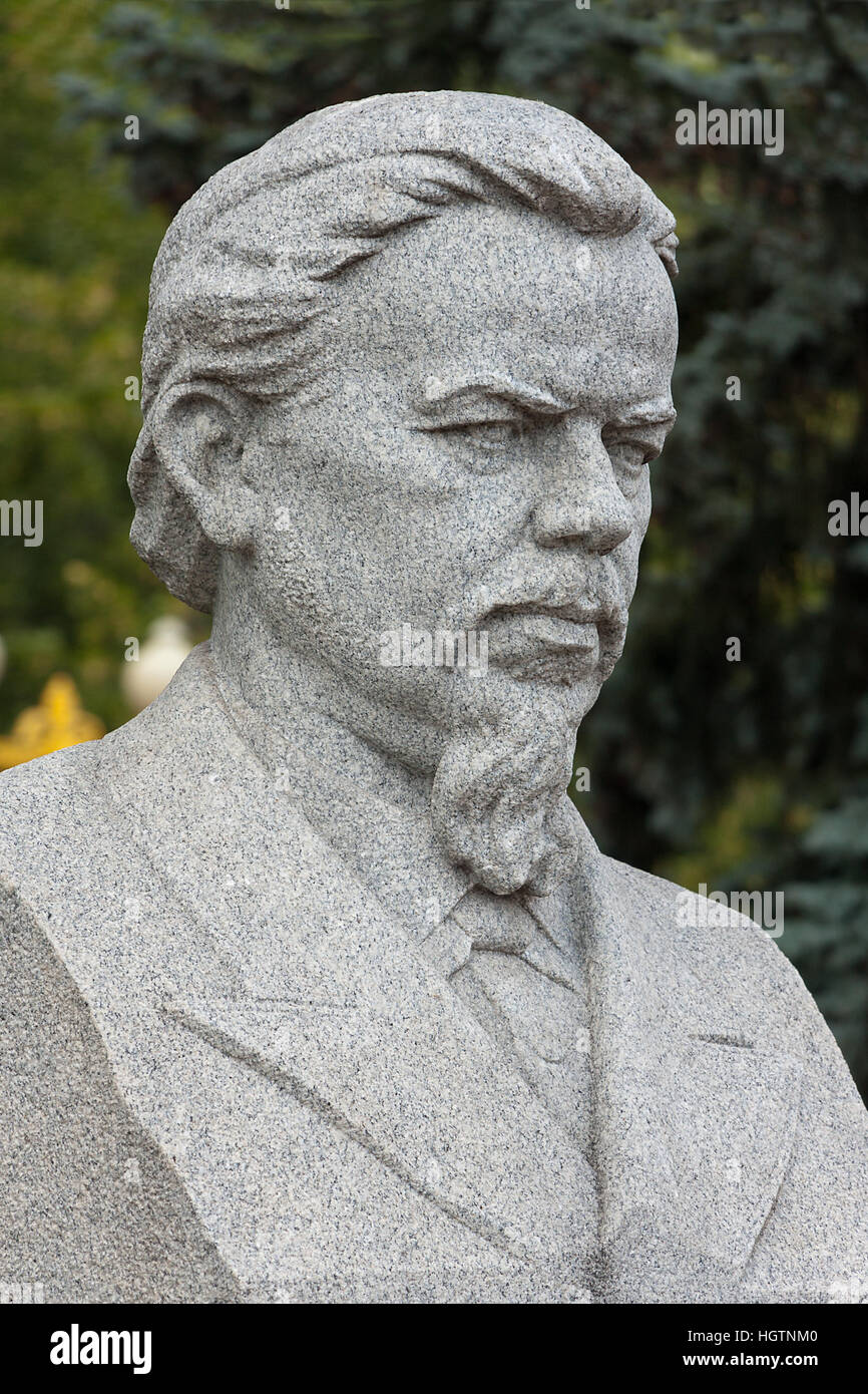 Moskau, Russland - 6. August 2014. Denkmal für A.S. Popov, Erfinder des Radios in Moskau, Russland Stockfoto