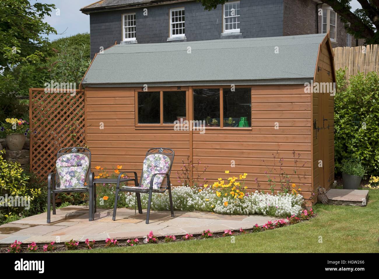 Scheune Stil Gartenhaus Mit Einem Stockfotos Und Bilder Kaufen Alamy