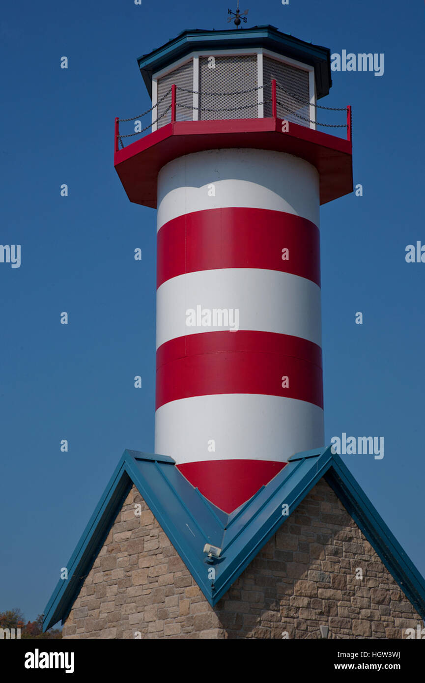 Grafton Illinois 2007 zu Ehren 1993 Flut, rot-weiß gestreifte Leuchtturm erbaut befindet sich am Mississippi River in der Nähe von Alton, Illinois auf der Great River Road Stockfoto