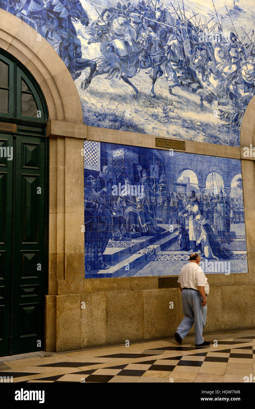 Bahnhof Sao Bento Estacao Sao Bento, Porto, Portugal, Europa, Azulejos, Wandfliesen, Wandmalereien Stockfoto