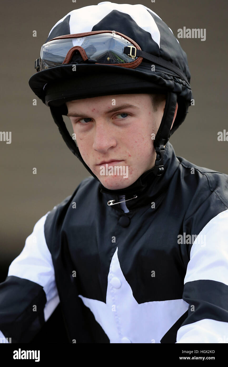 Jockey Finley Marsh vor seiner Fahrt am Pancake Day In der Betway Sprint AWT 'Hände und Fersen' Serie Lehrling Handicap Stockfoto