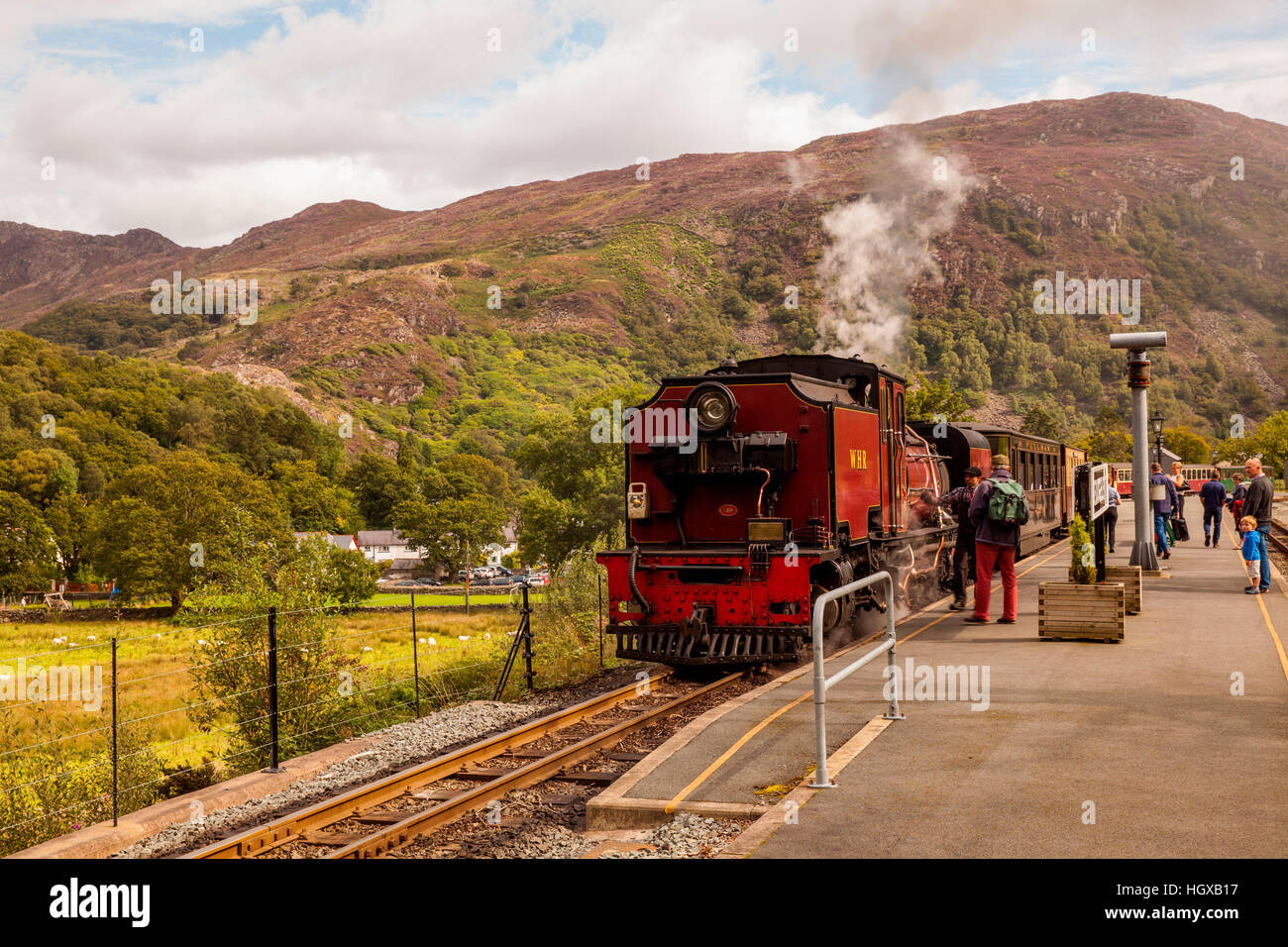 Eisenbahn, Beddgelert, Wales, UK Stockfoto