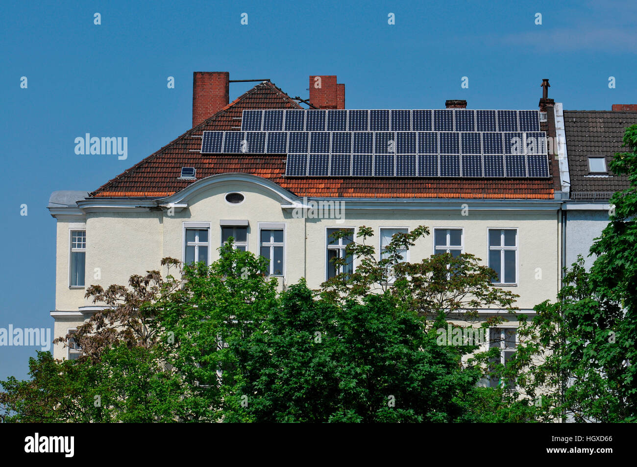 Solardach, Fregestraße, Steglitz, Berlin, Deutschland Stockfoto