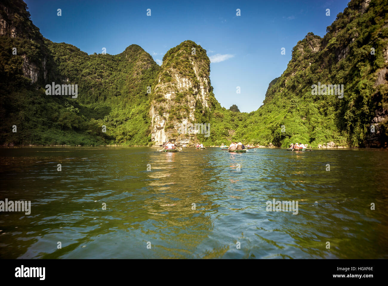 Berühmten Kalkstein-Gebirge in der Provinz Ninh Binh, Vietnam Stockfoto