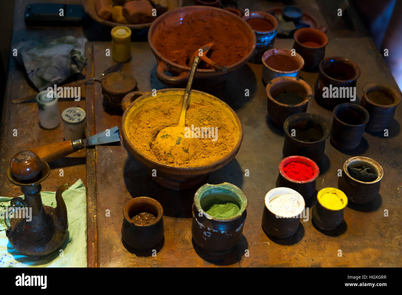 Ölfarbe Vorbereitung, Rembrandt Haus-Museum, Rembrandthaus, Amsterdam, Niederlande. Stockfoto