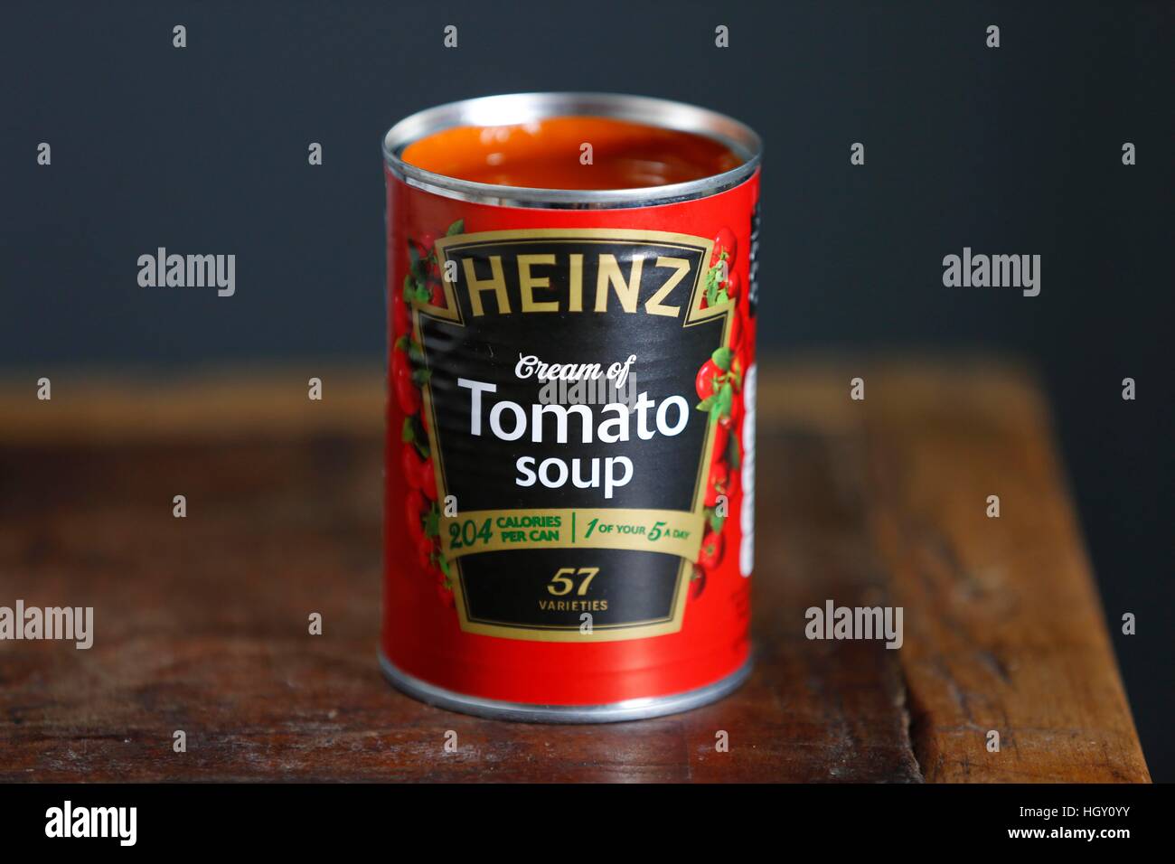 Dose mit Heinz Tomatensuppe Stockfoto