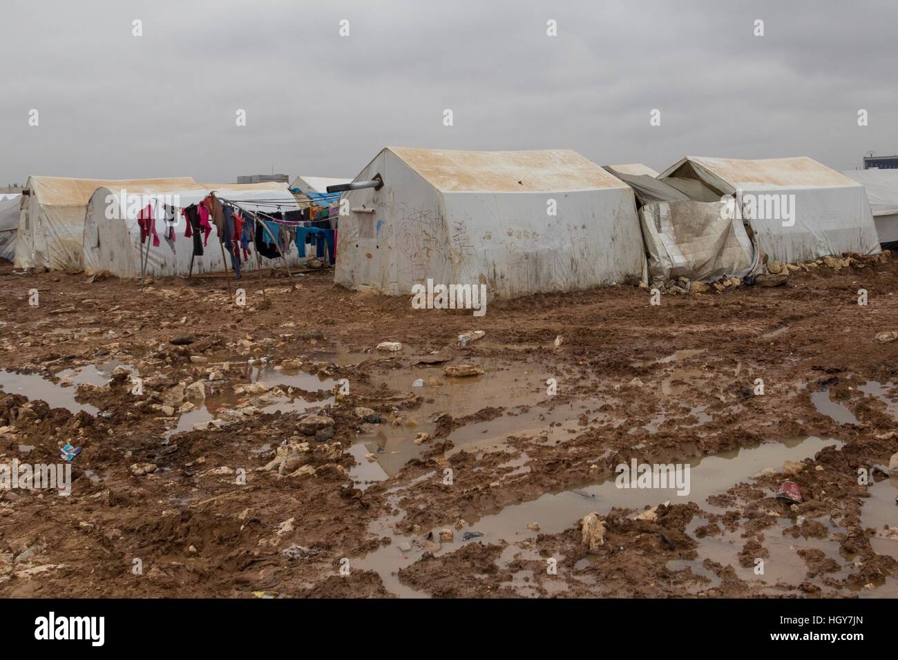 Azaz, Syrien - 29. Januar 2014. Syrischen Flüchtlingslager in der Nähe der Ortschaft Azaz 60 Kilometer von Aleppo in Syrien in der Nähe der Grenze mit der Türkei in Kilis. Stockfoto