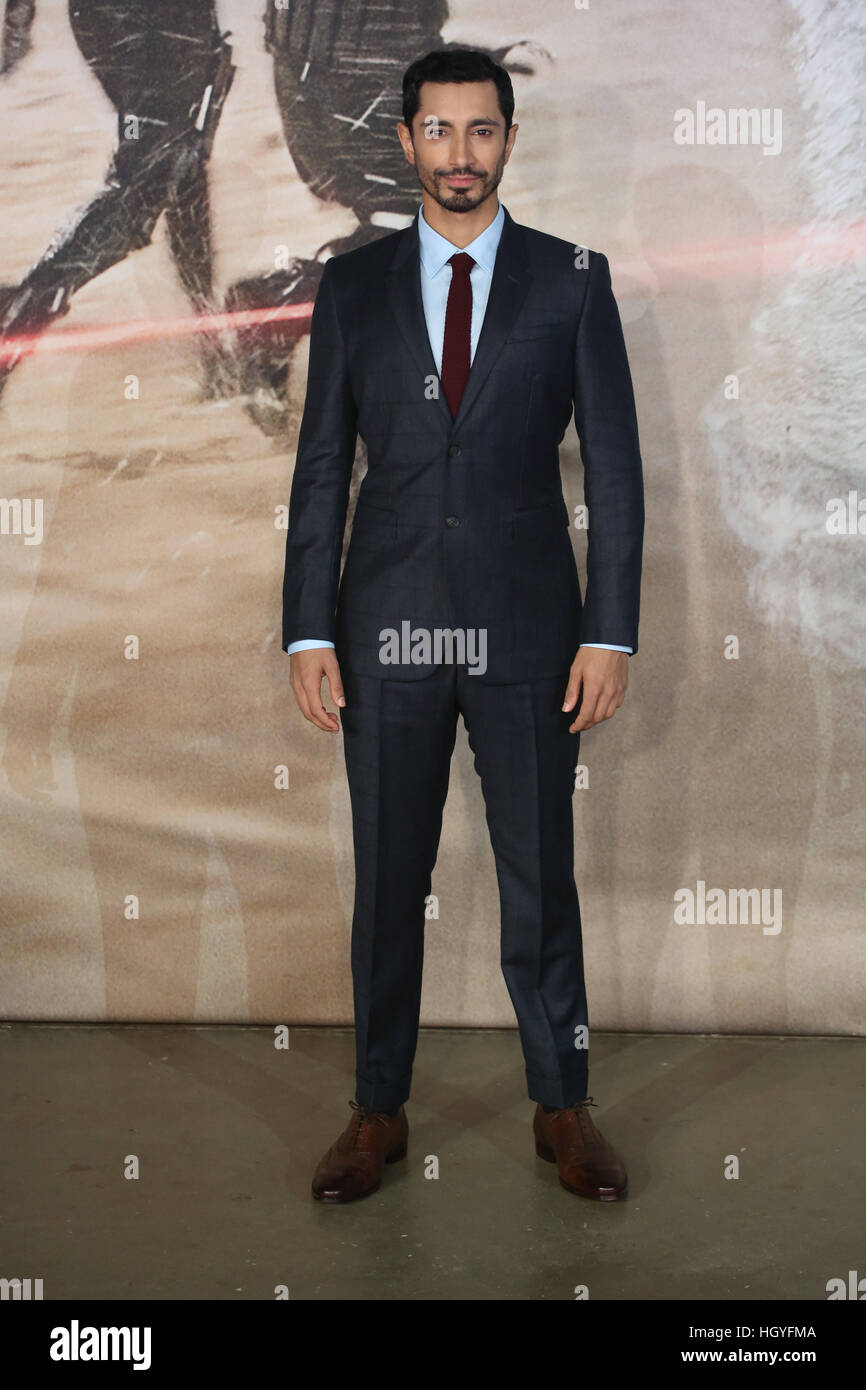 "Rogue-man: ein Star Wars-Geschichte" London Premiere bei der Tate Modern - Ankünfte besitzen statt: Riz Ahmed Where: London, Vereinigtes Königreich bei: 13. Dezember 2016 Stockfoto