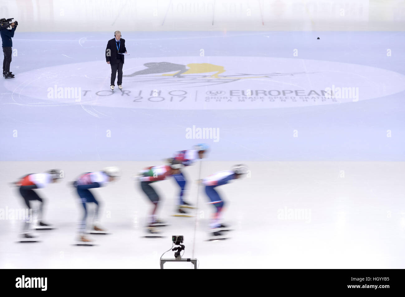 Turin, Italien. 14 Januar 2017: Gesamtansicht während der 1500m Männer-Halbfinale während der Europäischen Short Track Speed Skating Championships in Turin. Bildnachweis: Nicolò Campo/Alamy Live-Nachrichten Stockfoto