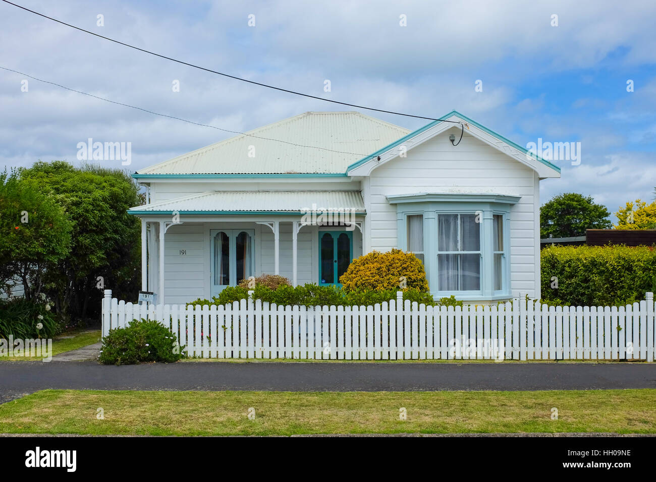 Ein kleines Haus in Devonport, einem Vorort von Auckland, Neuseeland. Stockfoto