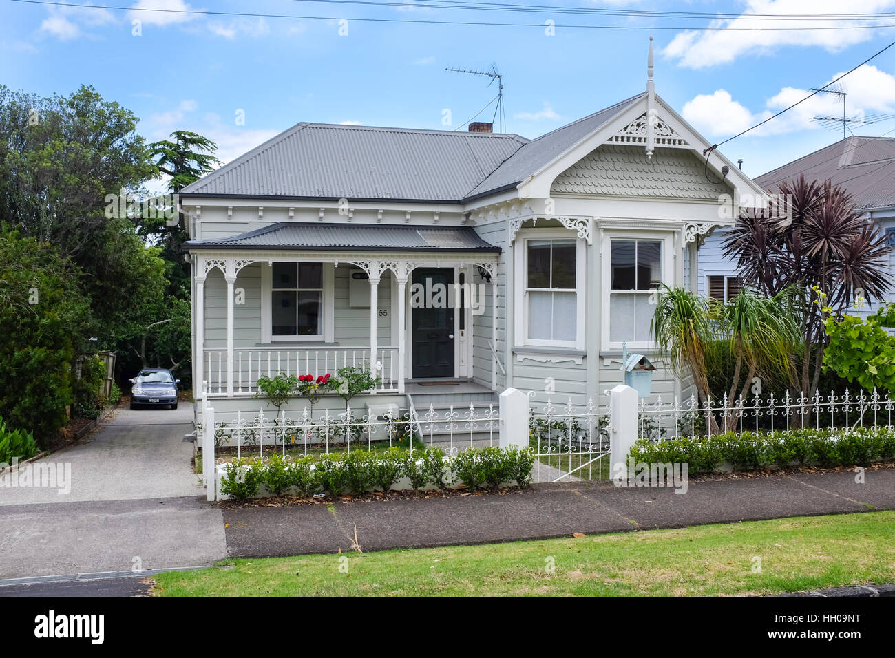 Ein kleines Haus in Devonport, einem Vorort von Auckland, Neuseeland. Stockfoto