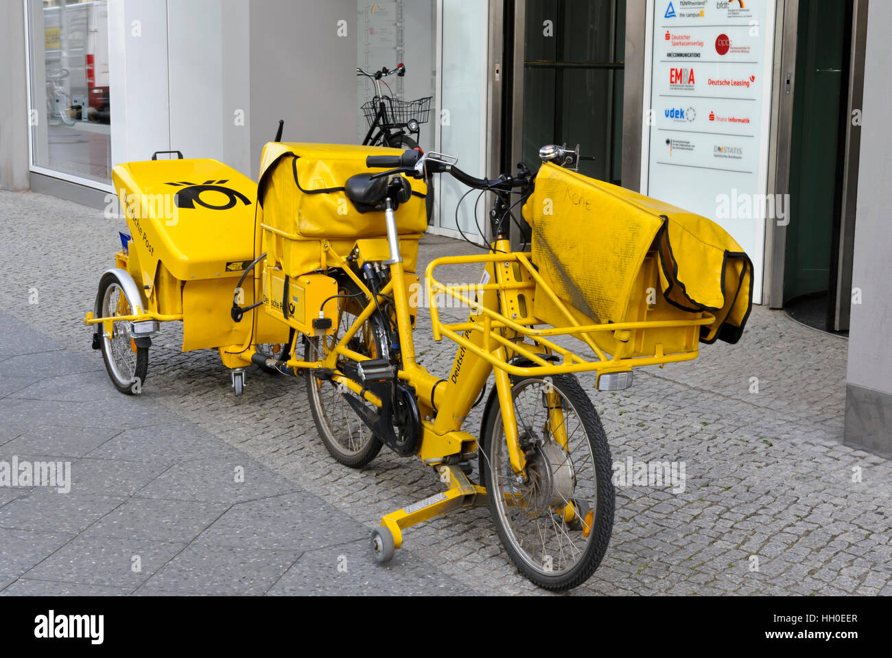 Post Office Berlin Stockfotos Und Bilder Kaufen Alamy