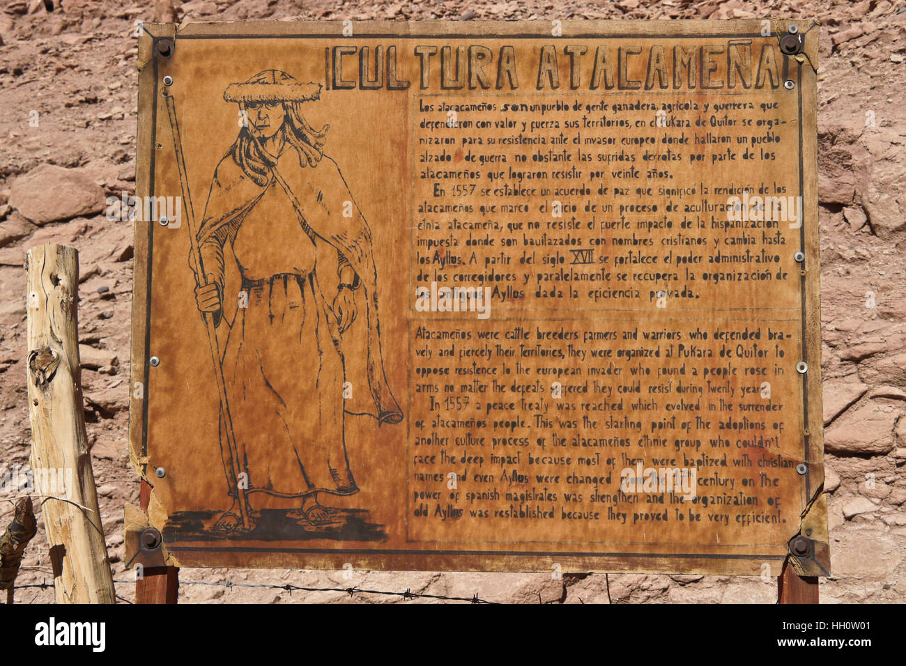Informations-Schild am Pukara de Quitor in der Nähe von San Pedro de Atacama, Norte Grande, Chile Stockfoto