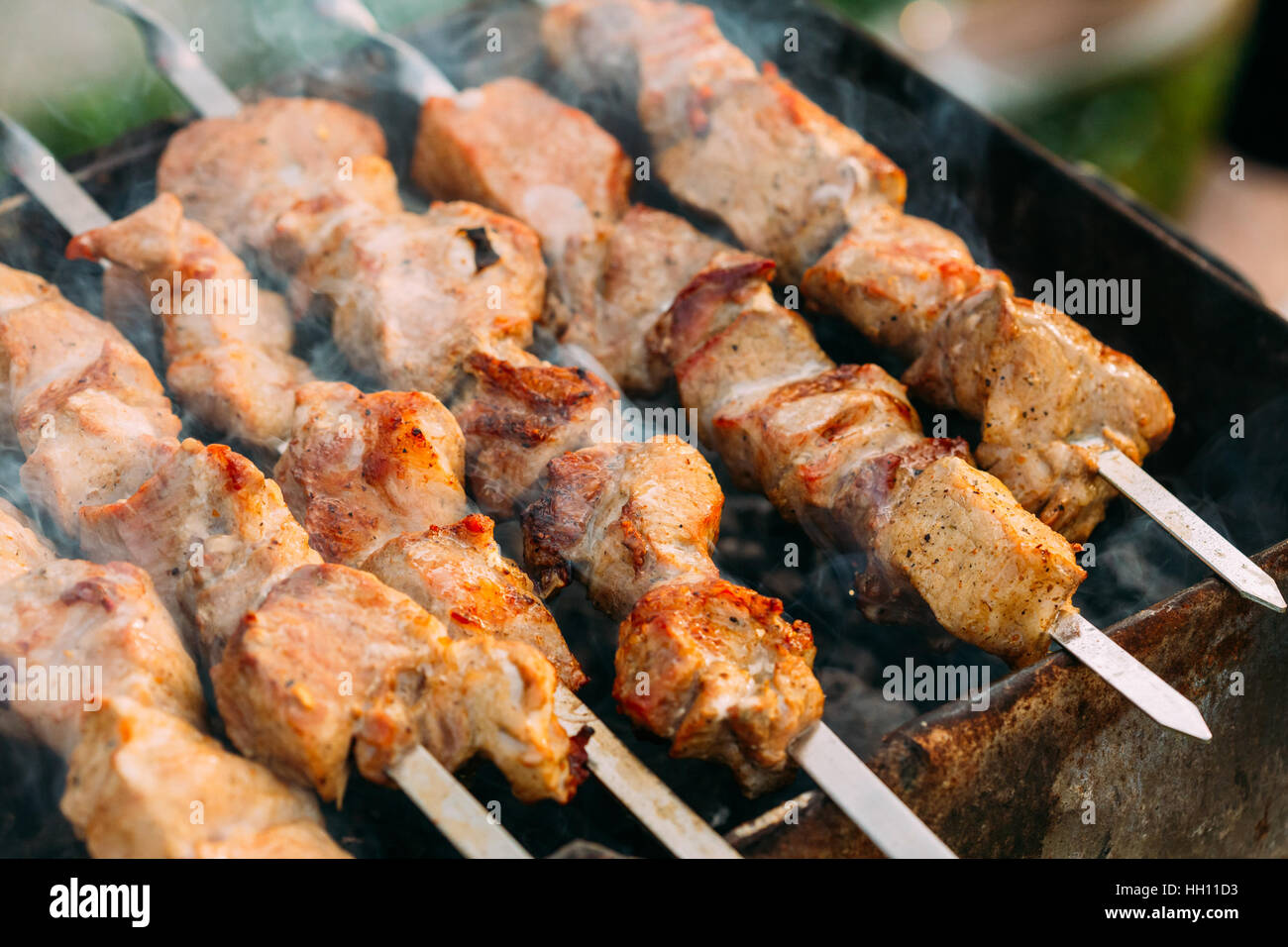 Gegrilltes mariniertes Caucasus Grill Fleisch Schaschlik Schaschlik ...