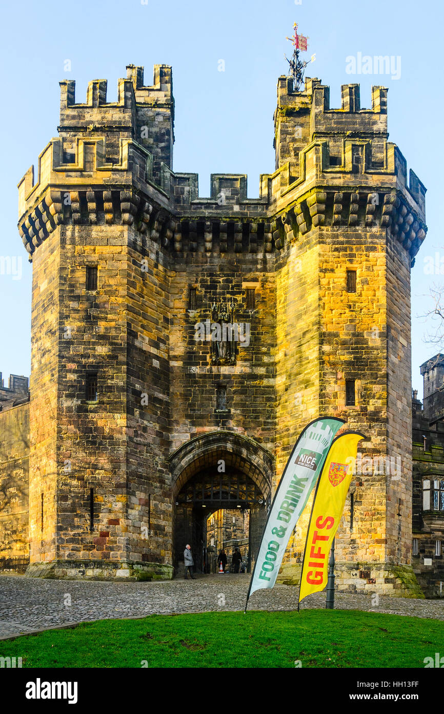 John O'Gaunt Tor am Lancaster Castle in Lancaster Lancashire England Stockfoto