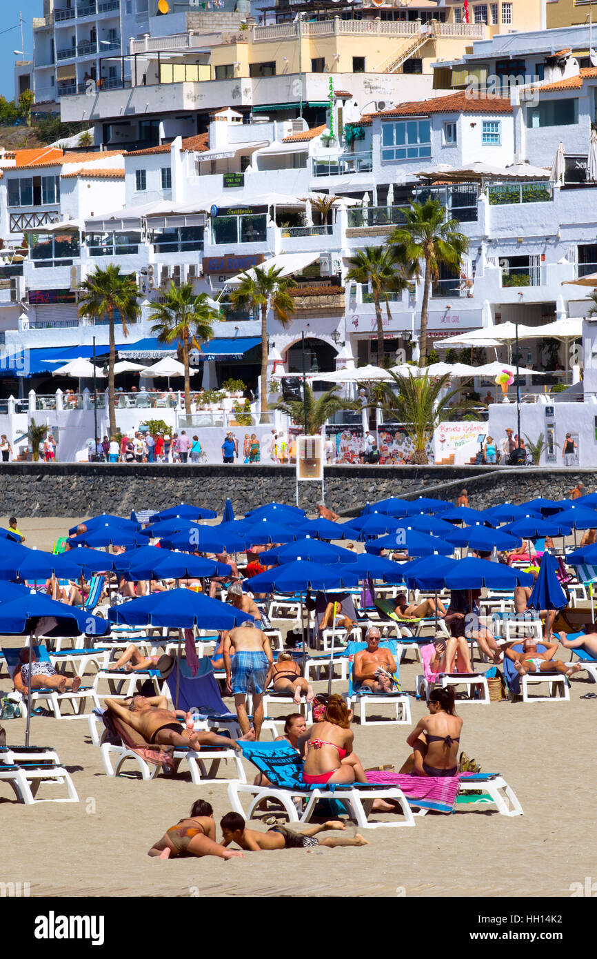Strand von Los Christianos auf Teneriffa, Kanarische Inseln Stockfoto