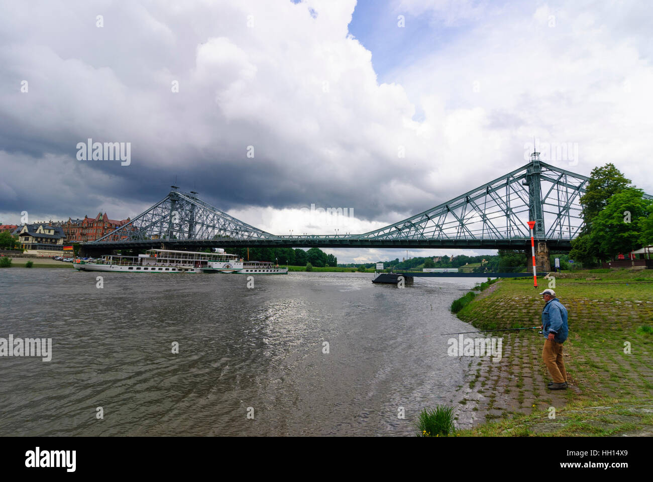 Dresden: Elbe Brücke Blaues Wunder (blaues Wunder), Sachsen, Sachsen, Deutschland Stockfoto