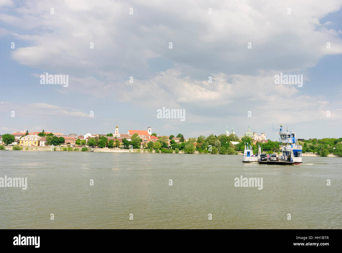 VAC: Blick über die Donau, Vac, Fähre, Komarom-Esztergom, Ungarn Stockfoto