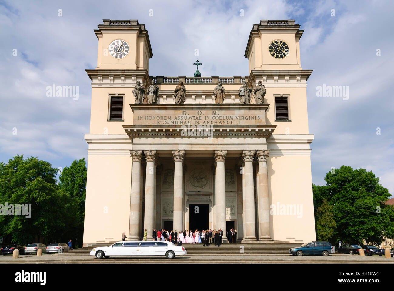 VAC: Hochzeit in der Domkirche, Komarom-Esztergom, Ungarn Stockfoto