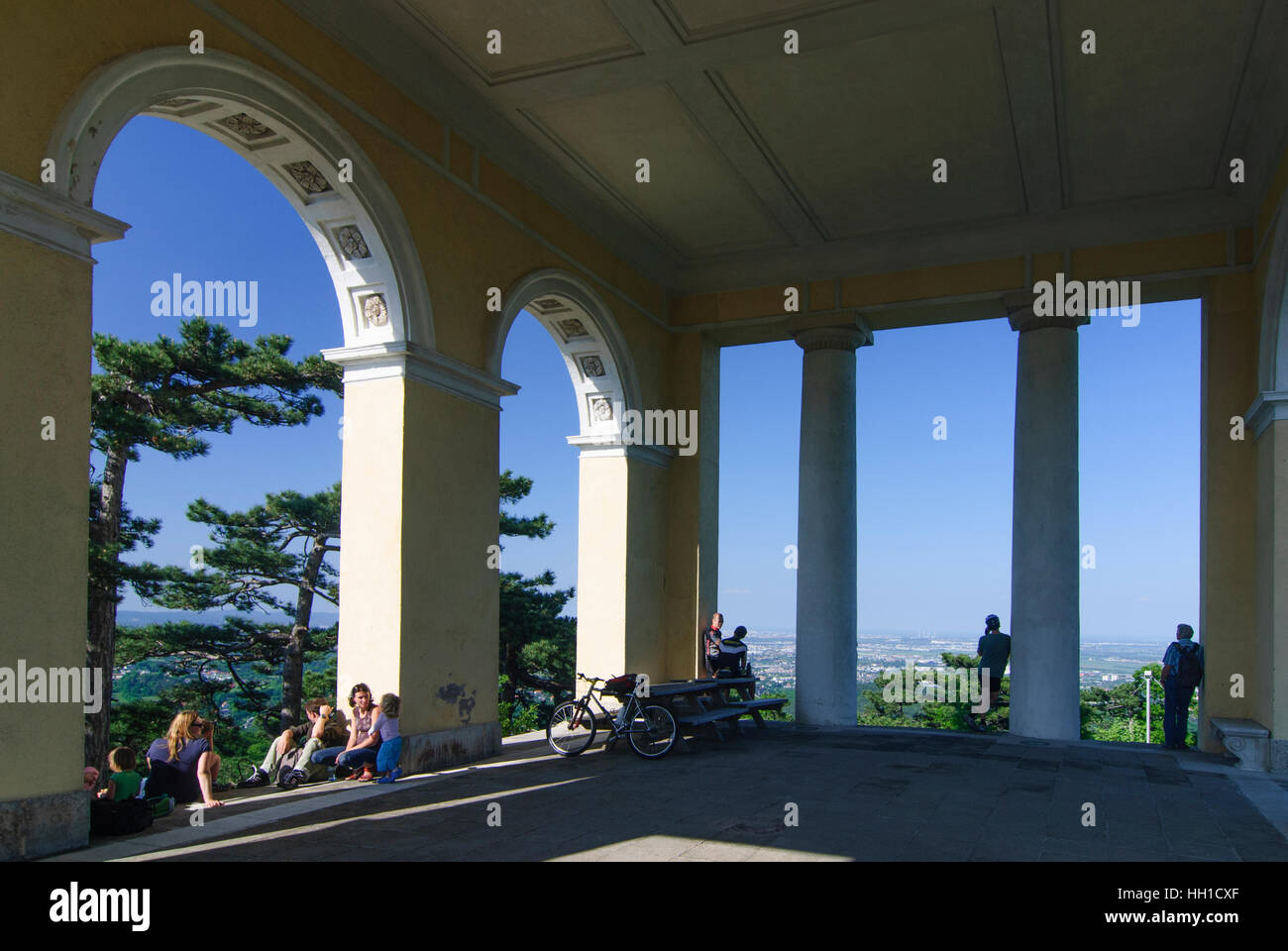 Mödling: Husaren Tempel auf dem Berg des kleinen Anningers - Naturschutzgebiet Kiefer Berge, Wienerwald, Wienerwald, Niederösterreich, Niederösterreich, Stockfoto