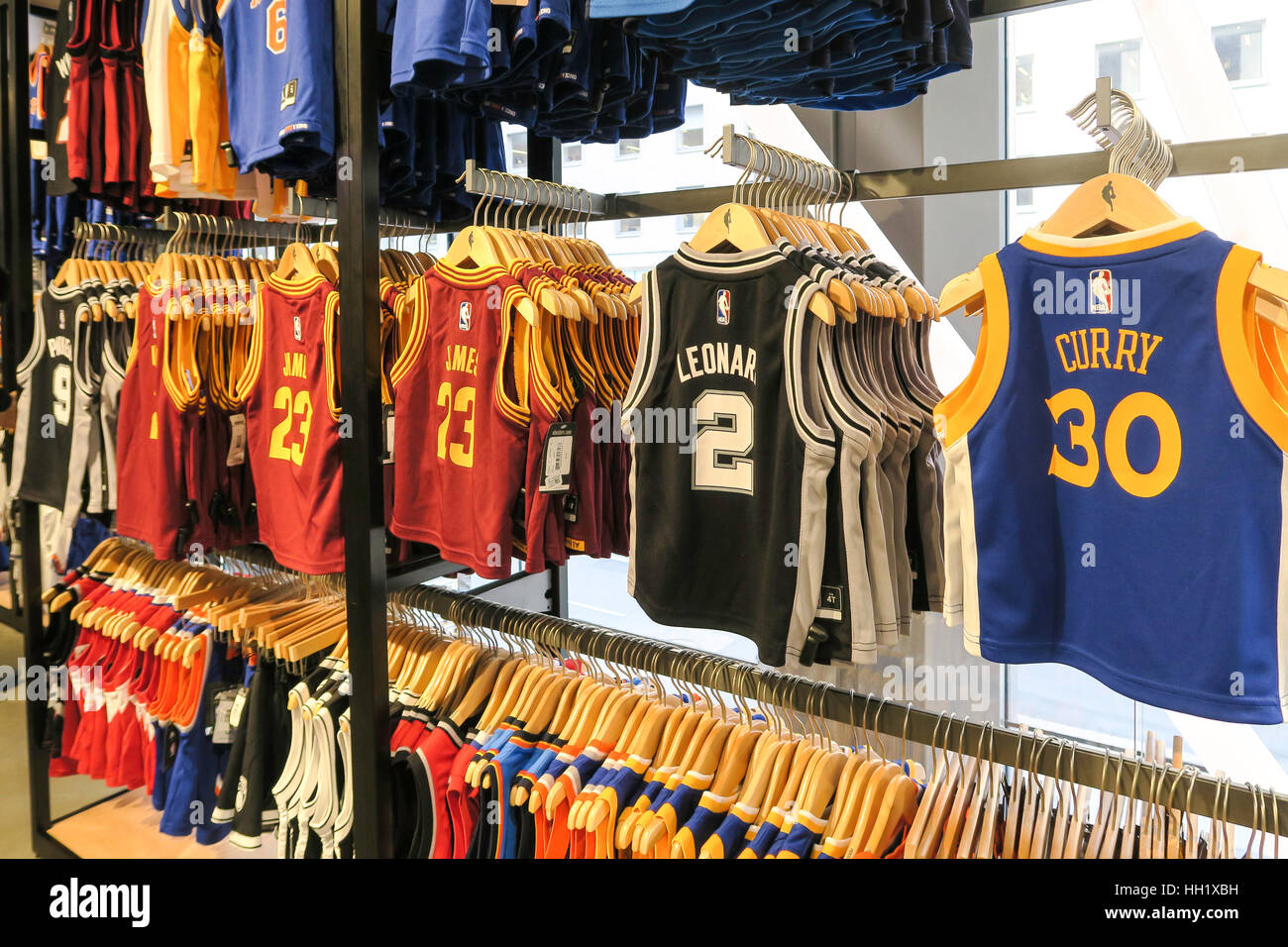 NBA Store auf der Fifth Avenue, New York, USA Stockfoto