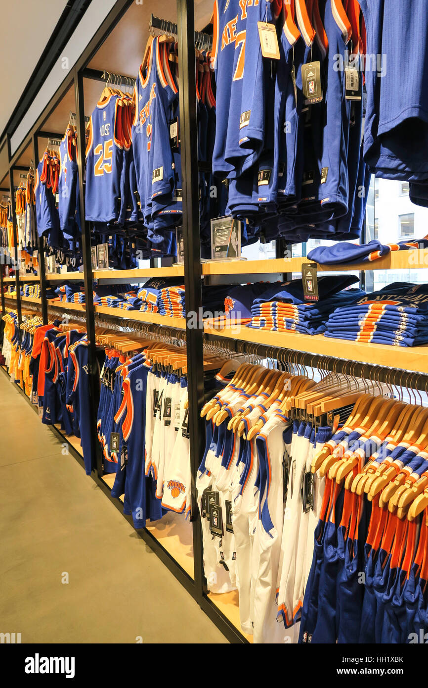 NBA Store auf der Fifth Avenue, New York, USA Stockfoto