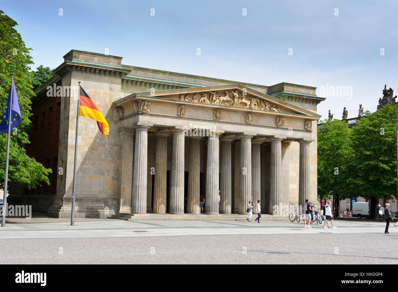 die-neue-wache-von-karl-friedrich-schinkel-fotos-und-bildmaterial-in