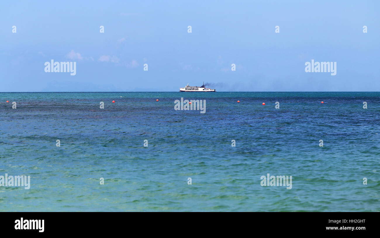 Fotos Hintergrund hell blau Seelandschaft Sonnentag Stockfoto