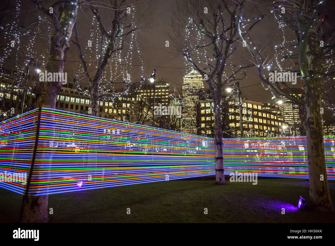 London, UK. 16. Januar 2017. Winter Lights interaktive Kunst-Installationen bei Canary Wharf © Guy Corbishley/Alamy Live News Stockfoto