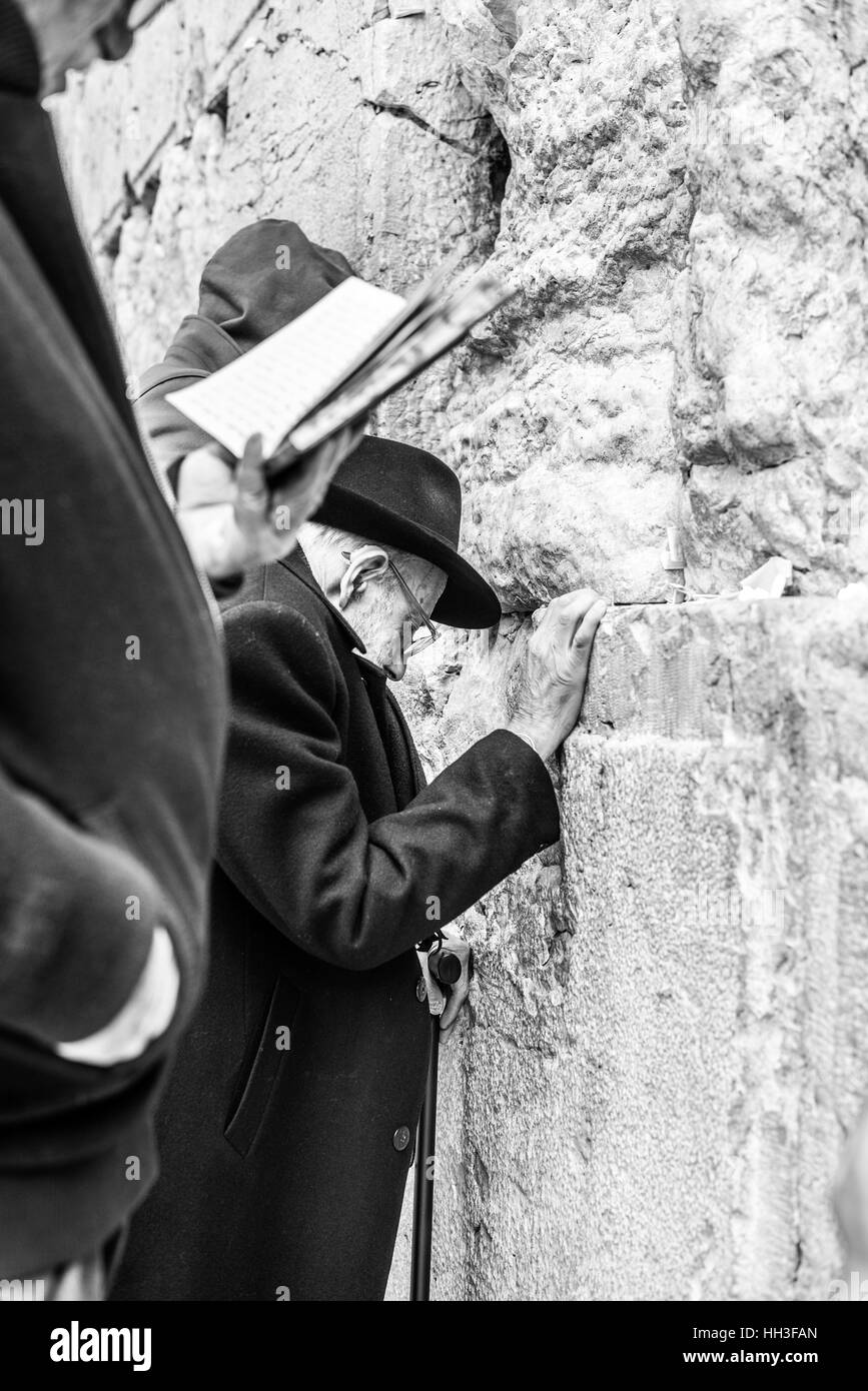 Chassidischen Juden beten an der Klagemauer, Jerusalem, Israel, Nahost, Asien Stockfoto