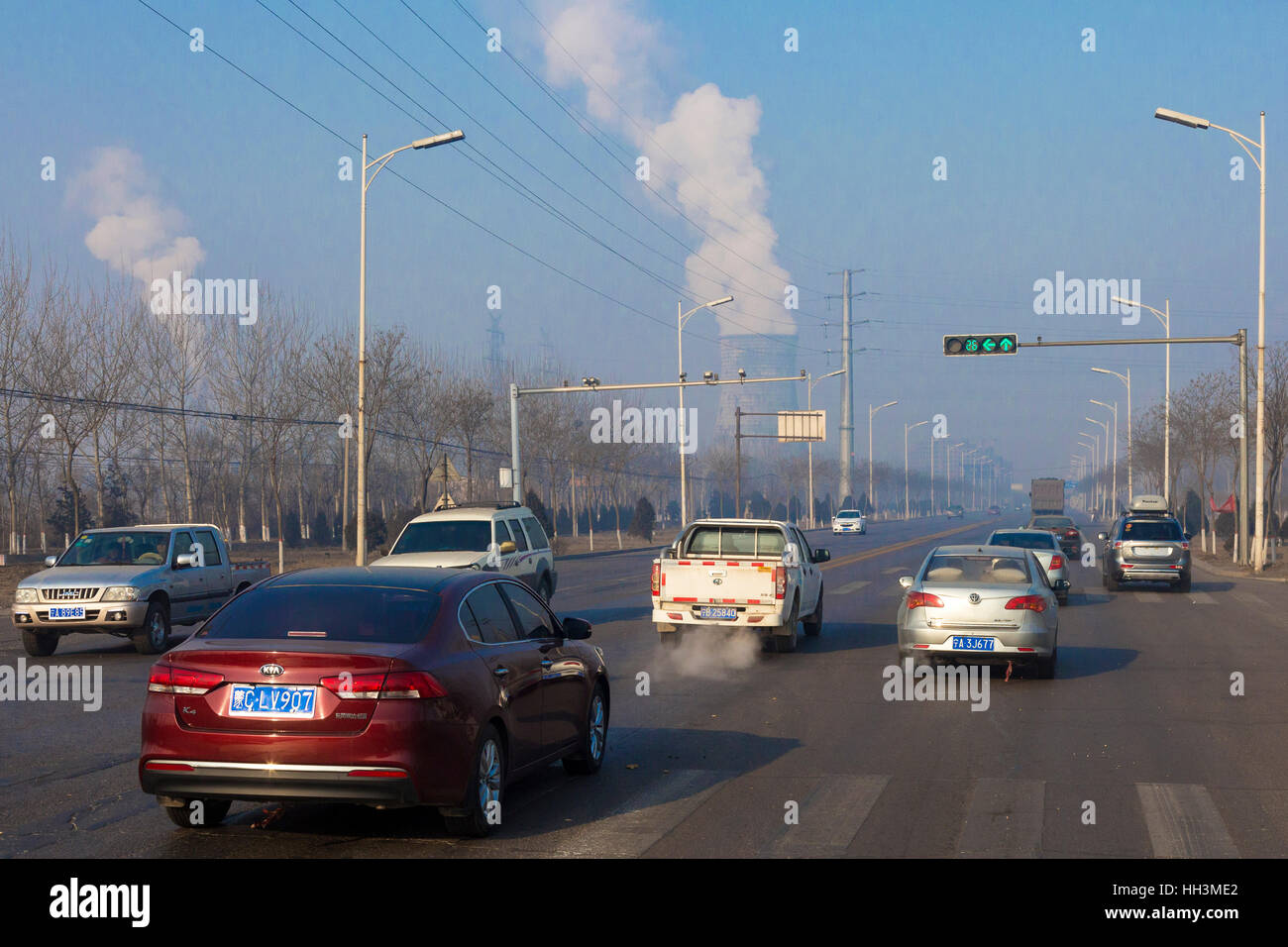 Verschmutzung durch Kohle betriebene Kraftwerk, Shizuishan, Ningxia, China Stockfoto