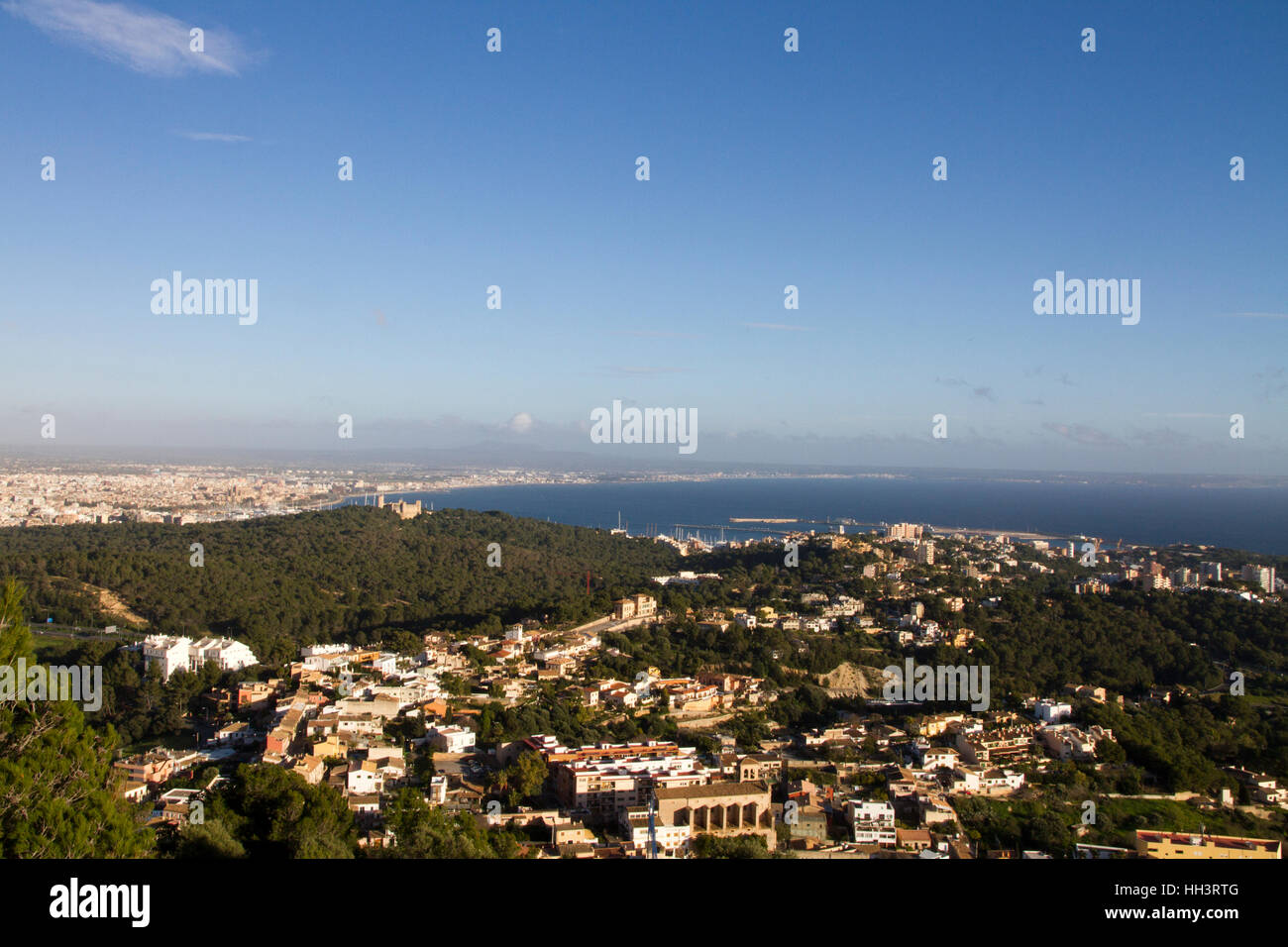 Palma De Mallorca Hallo Blick auf das Schloss Bellver und Palma de Mallorca Bucht Mallorca Balearen Spanien Stockfoto