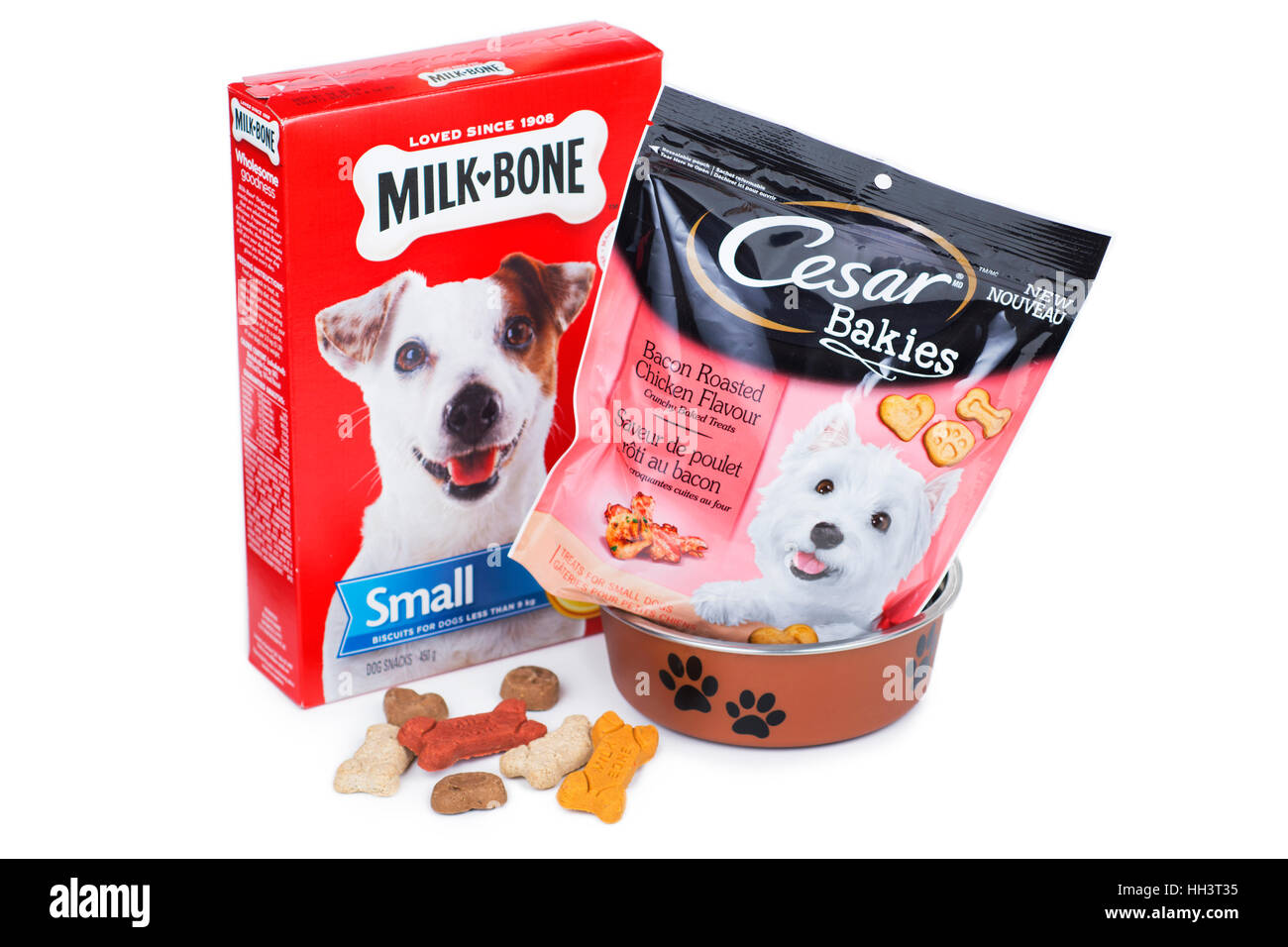 Hund behandelt, Milch Knochen und Cesar Bakies Pakete, Pakete Stockfoto