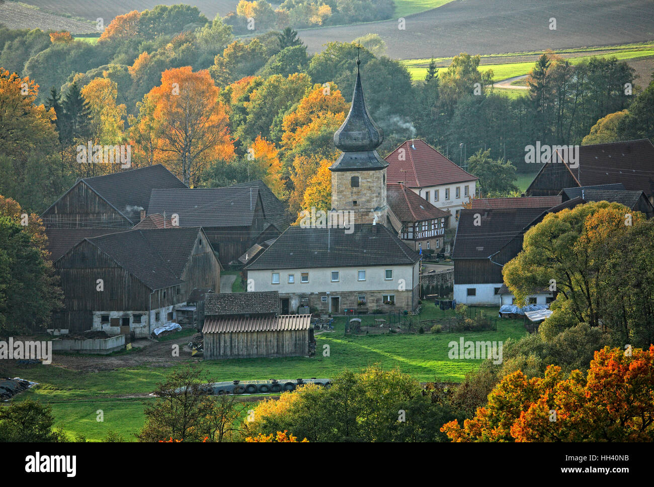 Dorf motschenbach mit kirche Fotos und Bildmaterial in hoher
