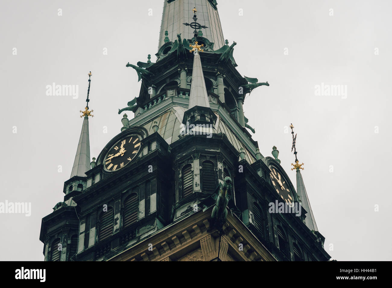 Closeup am Turm der deutschen Kirche oder Sommerkonzerte Kyrkan, Stockholm, Schweden Stockfoto