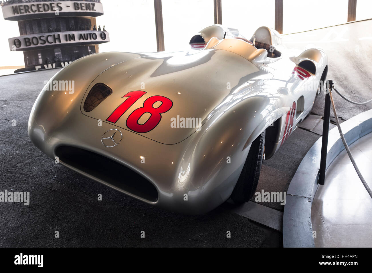 Im Fangio Museum gewidmet, das Leben und die Errungenschaften der legendären fünf Zeit anzeigen f-1-Weltmeister auf seinem Mercedes-Benz Stockfoto