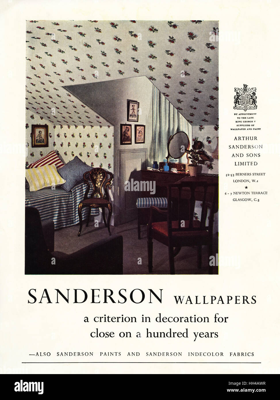 1950er Jahre Werbung Werbung aus original alten Vintage englisches Magazin 1950 Anzeige für Sanderson Tapete durch königliche Ernennung vom Stockfoto