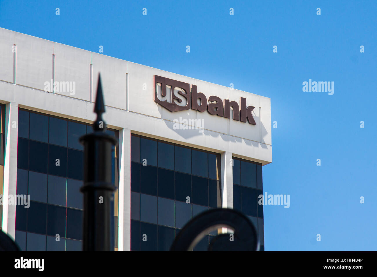 Los Angeles, ca. September 2015: US-Bank Bürogebäude in Beverly Hills - U.S. Bancorp ist eine amerikanische diversifizierte Finanzdienstleistungen halten Compa Stockfoto